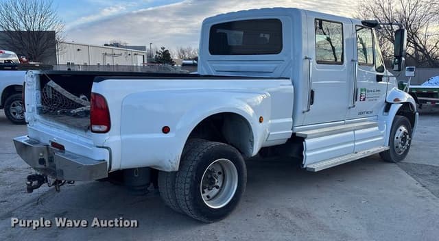 Image of International RXT 4X2 equipment image 4