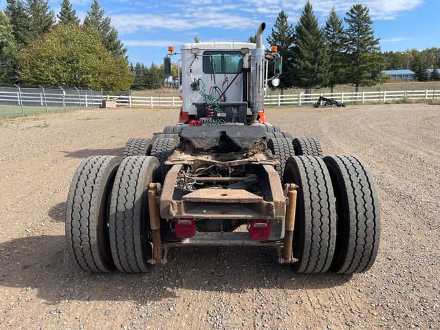 Image of International 9400i equipment image 3