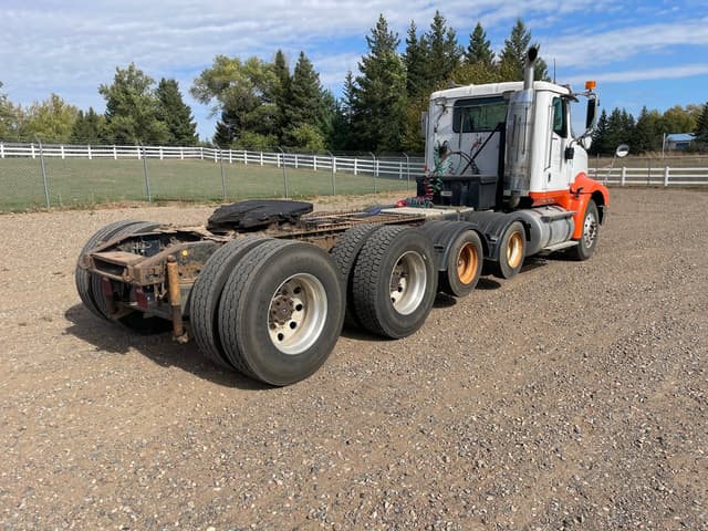 Image of International 9400i equipment image 4