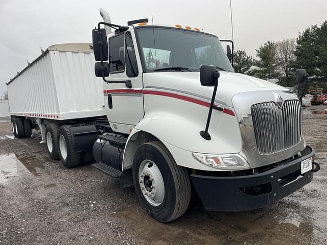 Image of International  Transtar 8600 equipment image 4