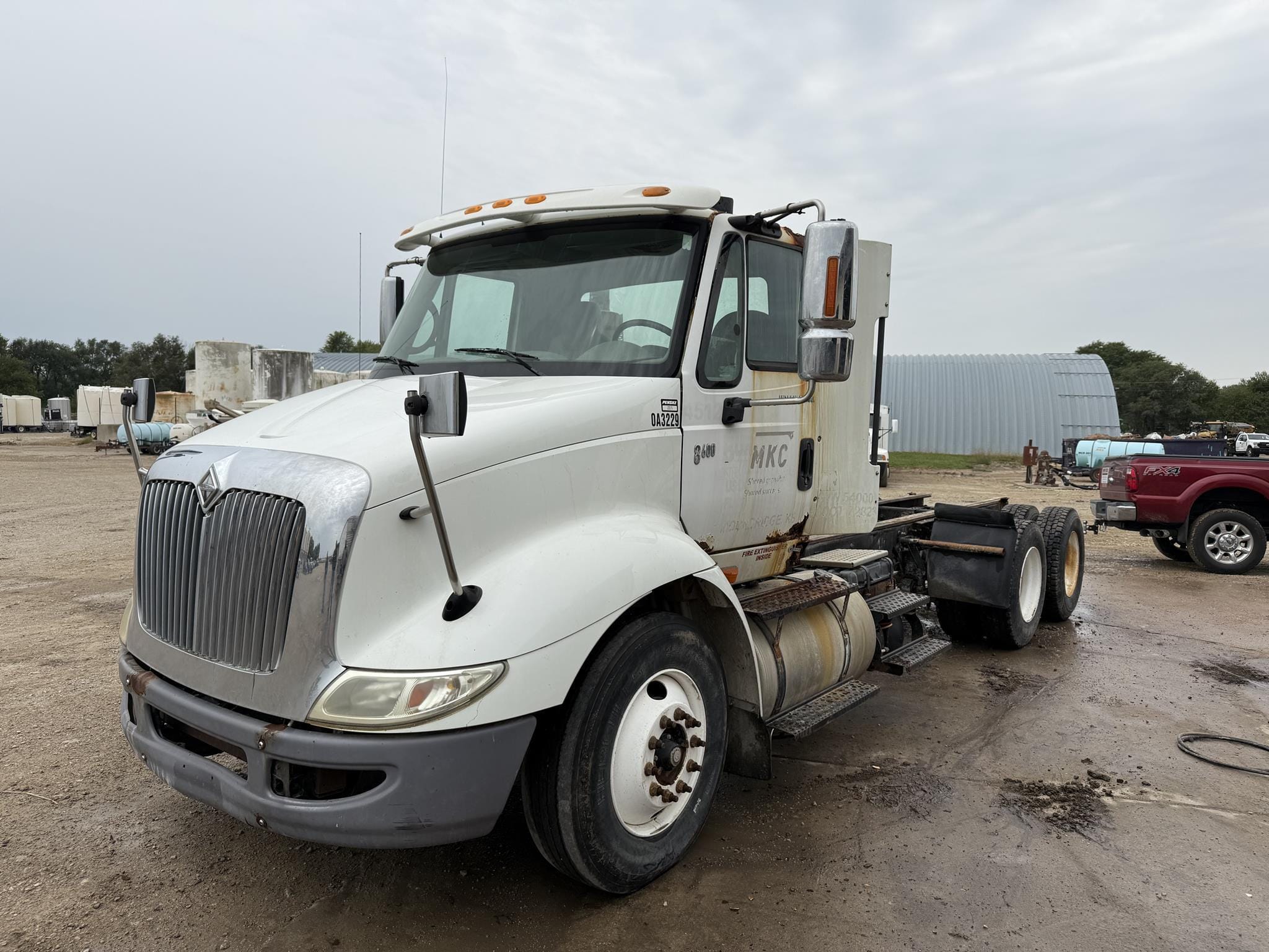 2007 International  Transtar 8600 Equipment Image0