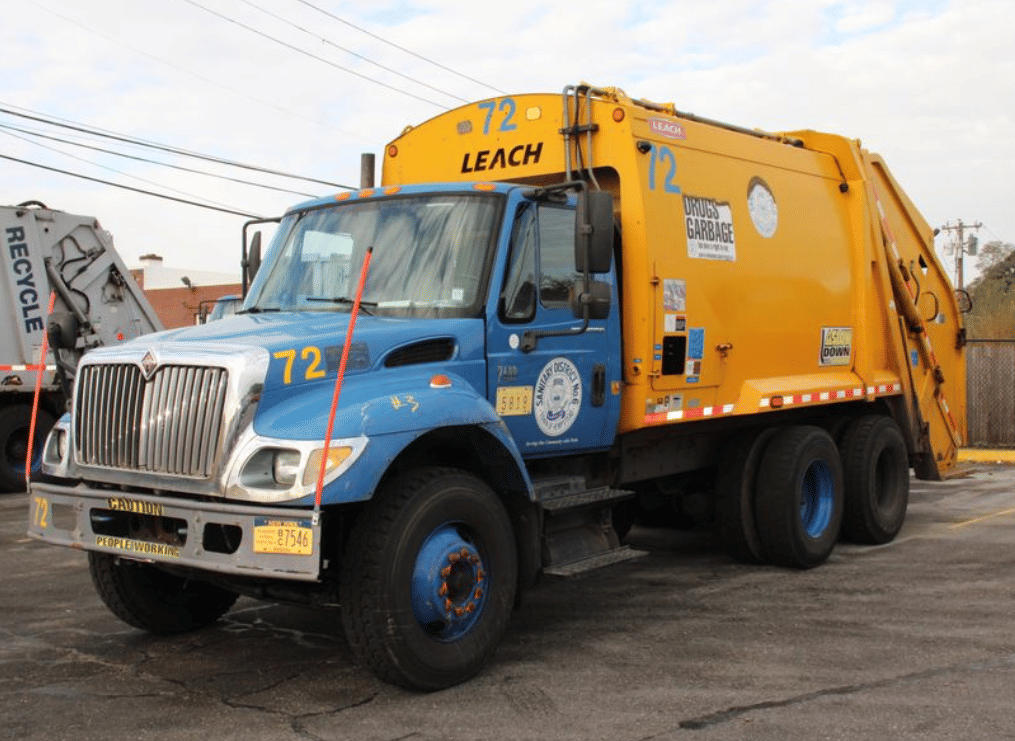 2007 International Workstar 7400 Equipment Image0