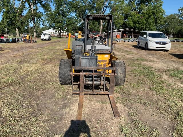 Image of JCB 520 equipment image 1