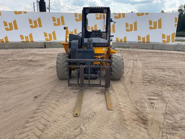 Image of JCB 520 equipment image 1