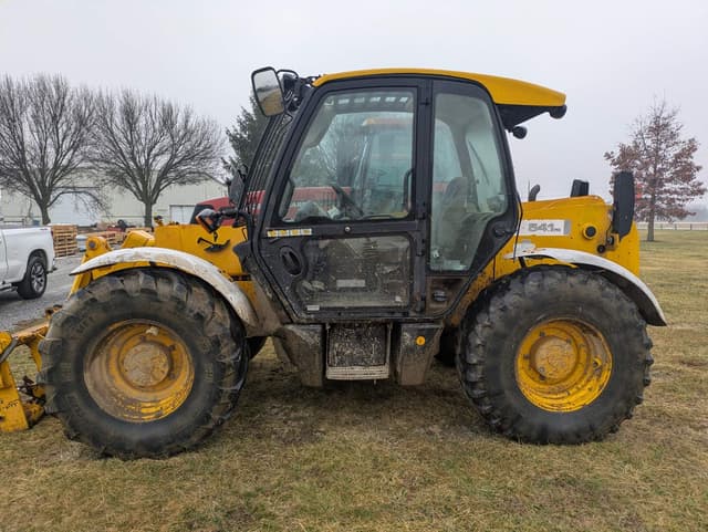 Image of JCB 541-70 Agri Plus equipment image 3