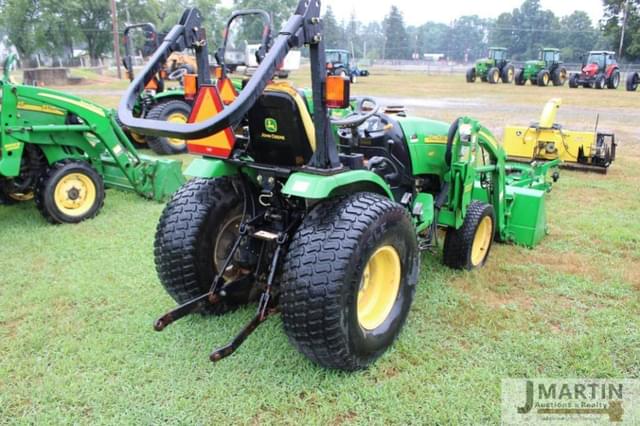 Image of John Deere 2520 equipment image 2