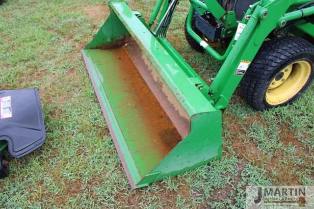 Image of John Deere 2520 equipment image 4