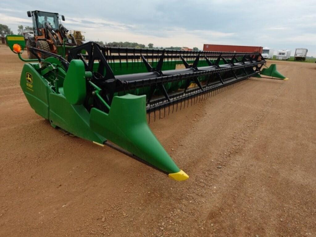 Main image John Deere 635F