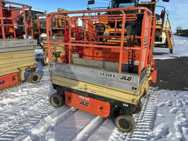 Image of JLG 1930ES equipment image 2