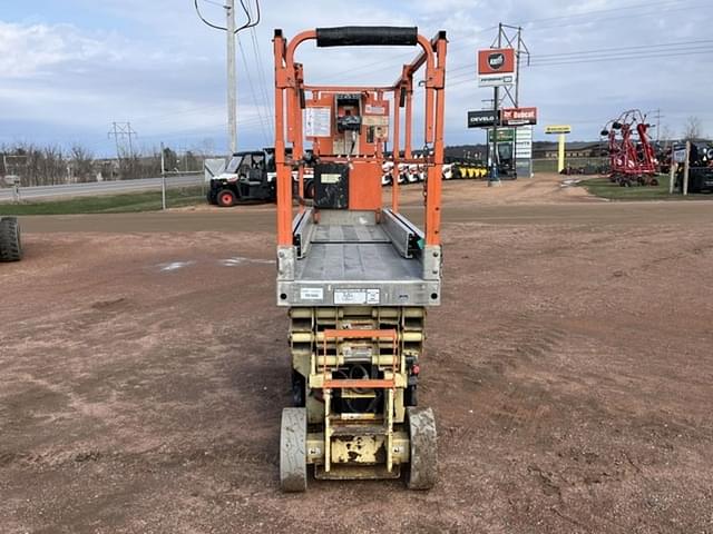 Image of JLG 2030ES equipment image 1