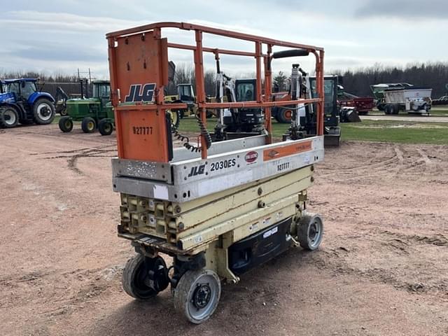 Image of JLG 2030ES equipment image 4