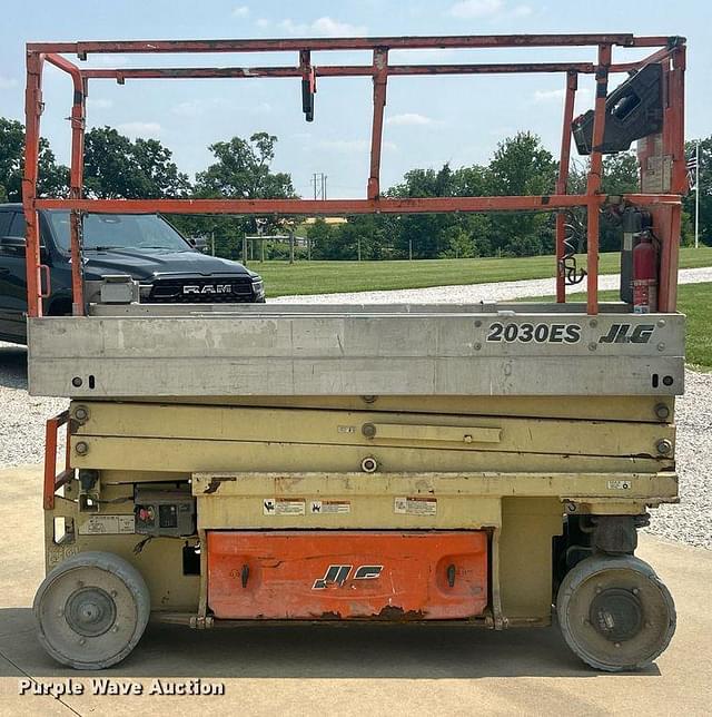 Image of JLG 2030ES equipment image 3