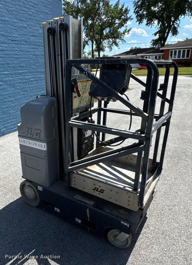 Image of JLG 20MVL equipment image 2
