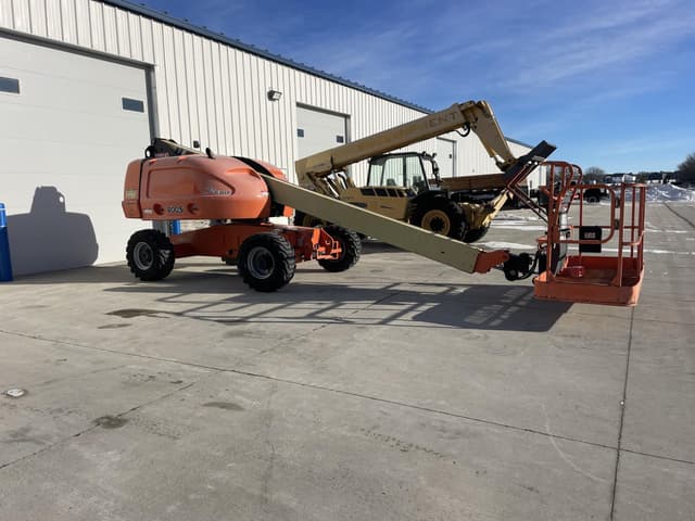 Image of JLG 400S equipment image 1