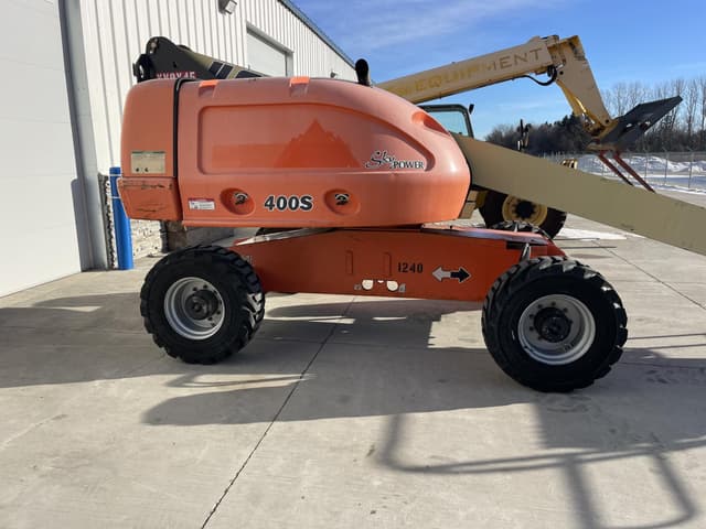 Image of JLG 400S equipment image 2