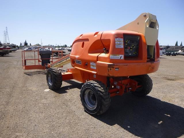 Image of JLG 400S equipment image 3