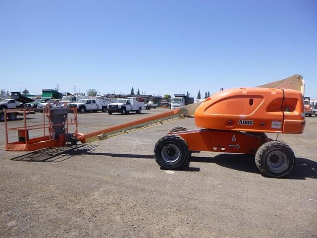 Image of JLG 400S equipment image 4