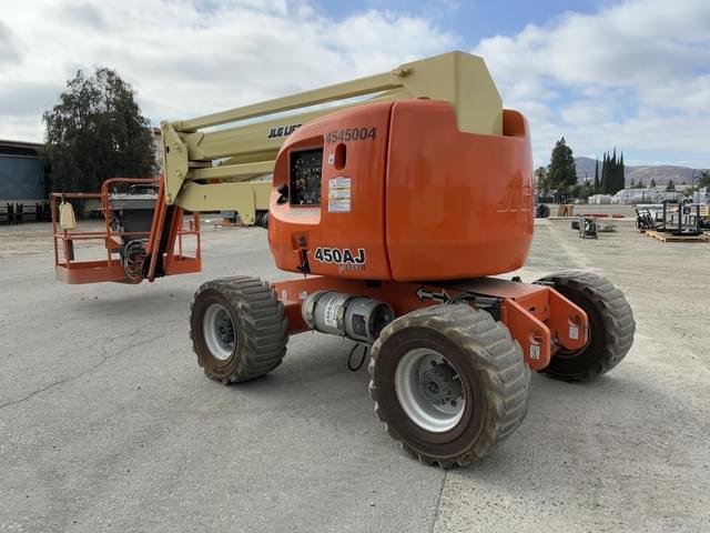 Image of JLG 450AJ equipment image 3