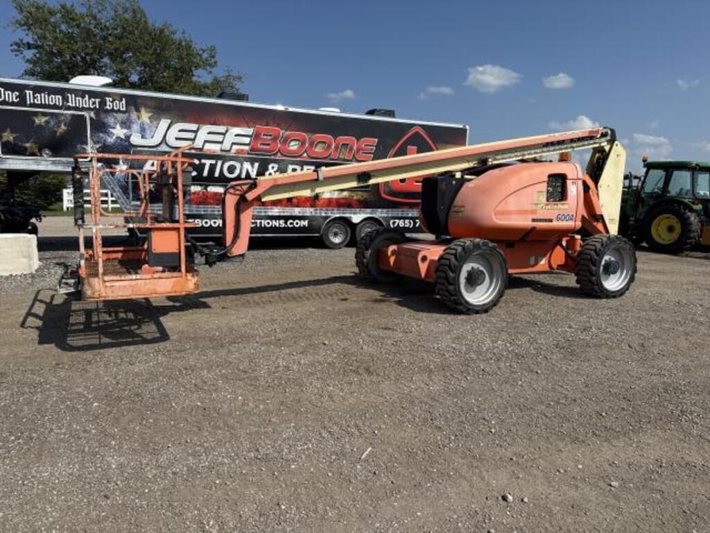 Image of JLG 600A Primary image