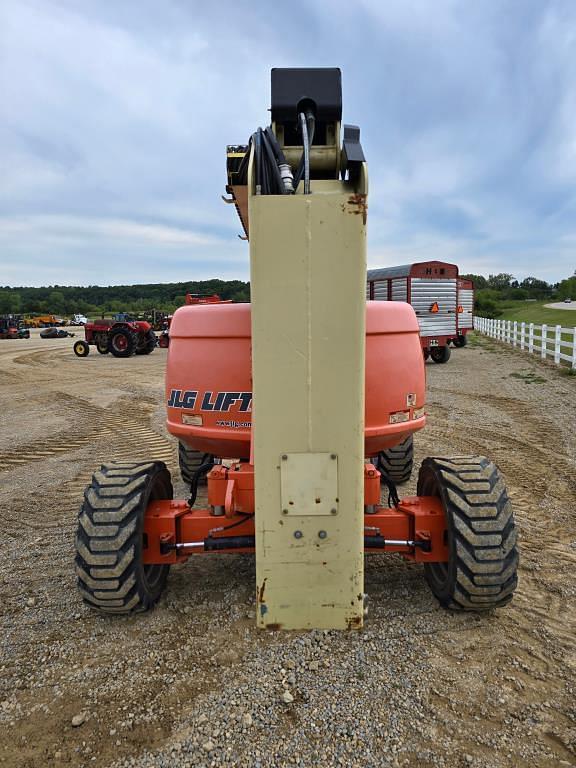 Image of JLG 600AJ equipment image 3