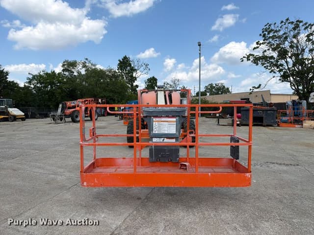 Image of JLG 600S equipment image 1