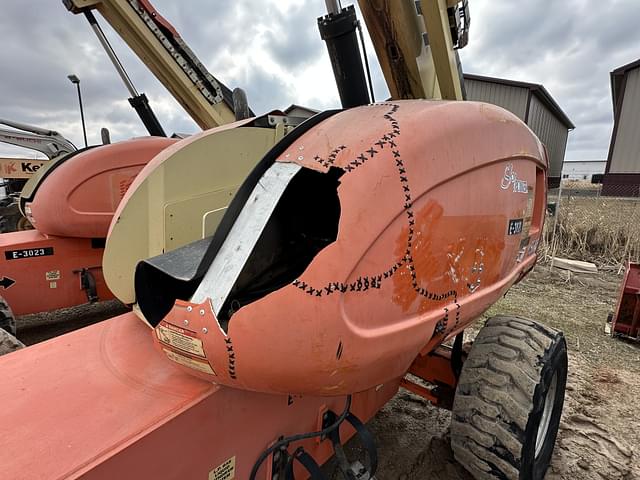 Image of JLG 600S equipment image 2