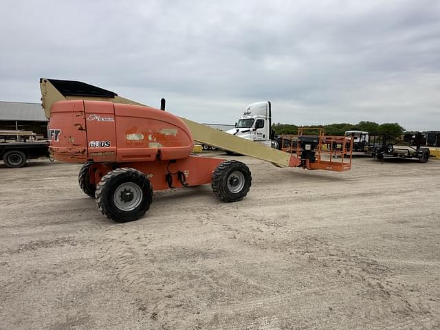 Image of JLG 600S equipment image 2