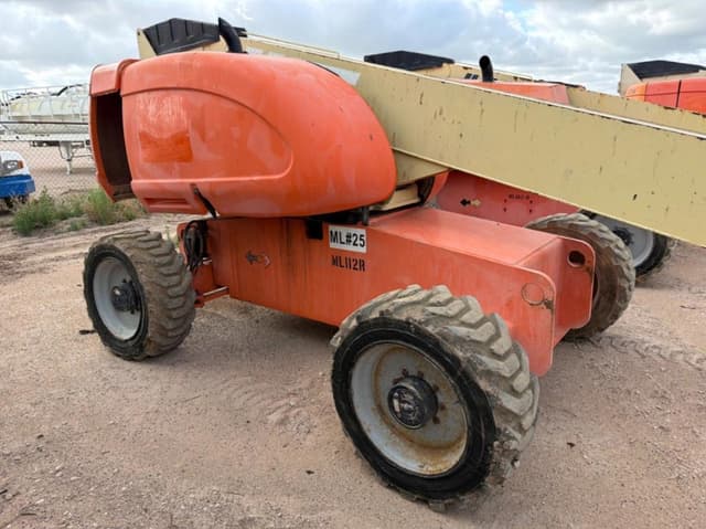 Image of JLG 600S equipment image 4