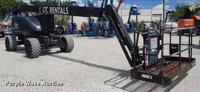 Image of JLG 800AJ equipment image 2