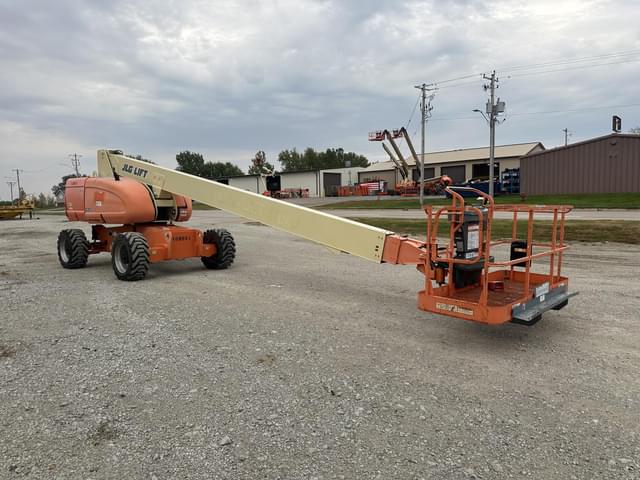Image of JLG 800S equipment image 1