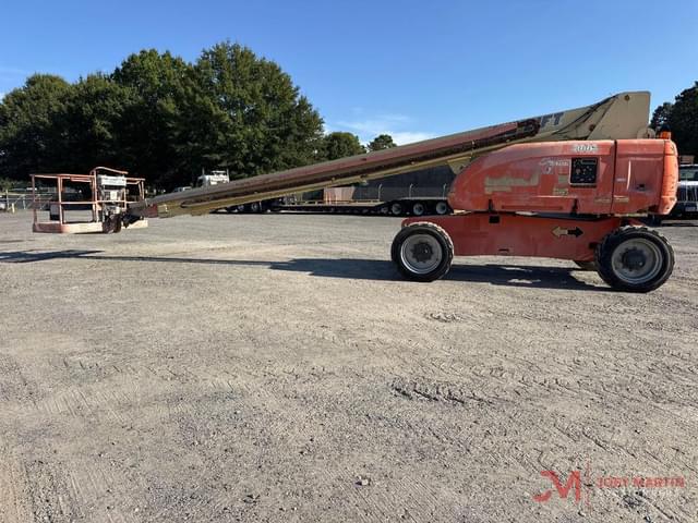 Image of JLG 800S equipment image 1