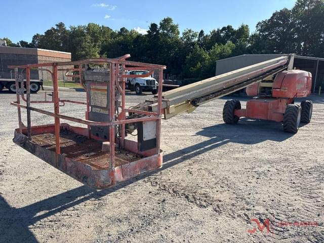 Image of JLG 800S equipment image 2