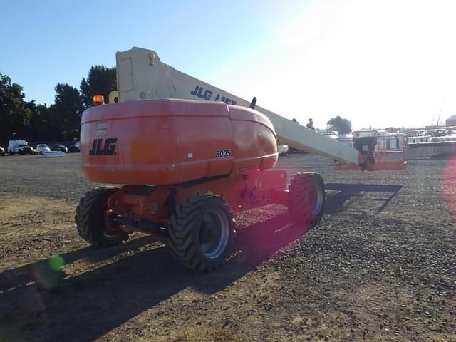 Image of JLG 800S equipment image 2