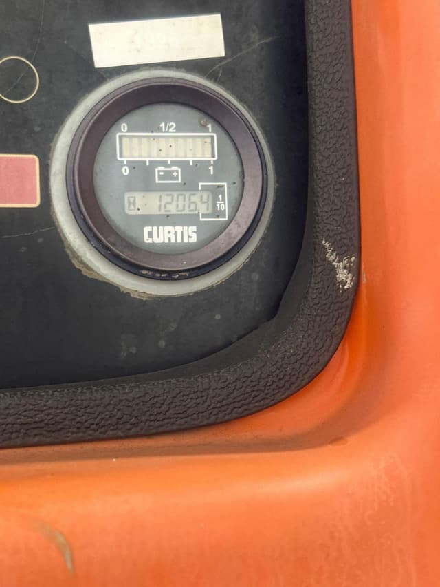 Image of JLG E300AJP equipment image 4