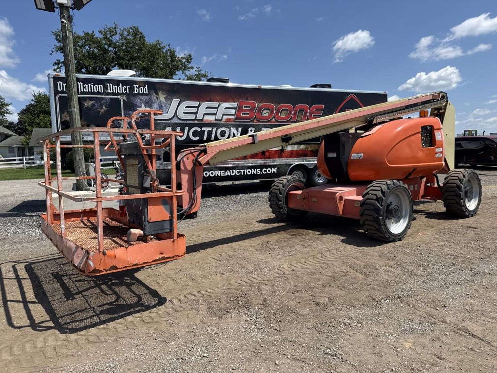 2007 JLG 600A Equipment Image0