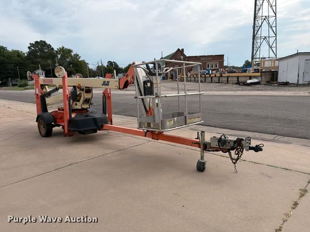 Image of JLG T500J equipment image 2