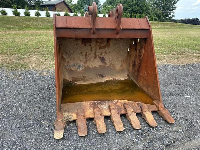 Image of JM Manufacturing Excavator Bucket equipment image 1