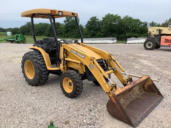 Image of John Deere 110 equipment image 4