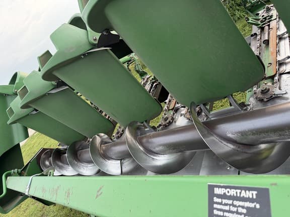 Image of John Deere 1293 equipment image 1