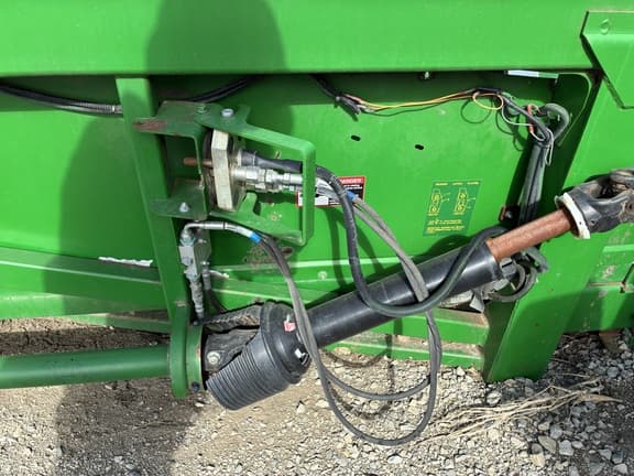 Image of John Deere 1293 equipment image 3