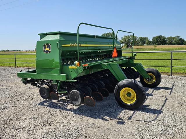 Image of John Deere 1590 equipment image 4