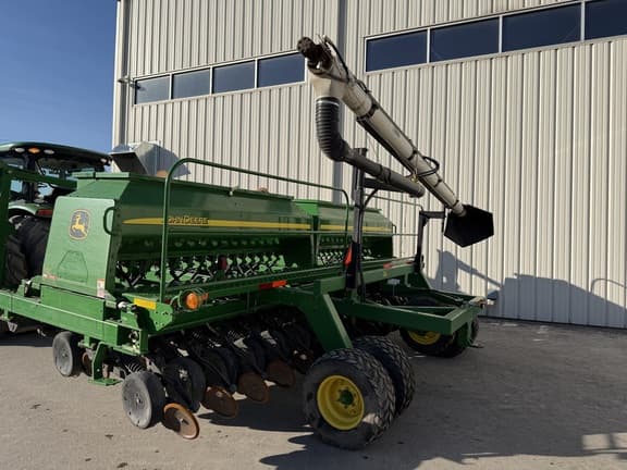 Image of John Deere 1590 equipment image 2