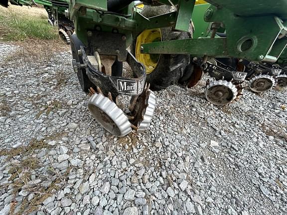 Image of John Deere 1720 equipment image 4