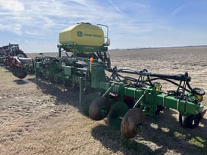 2007 John Deere 1720 Image