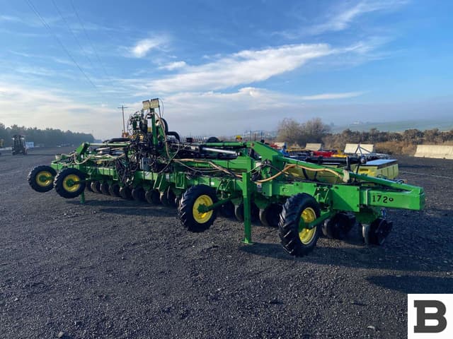 Image of John Deere 1720 equipment image 1