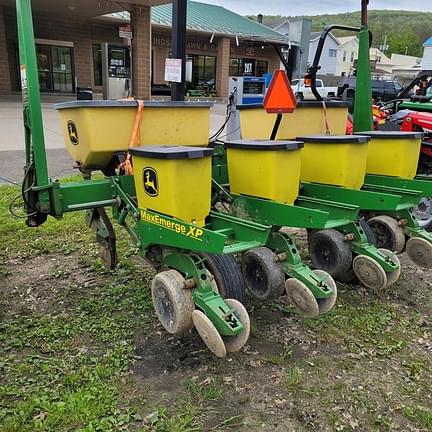 Image of John Deere 1750 equipment image 3