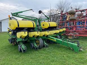 Main image John Deere 1760 1