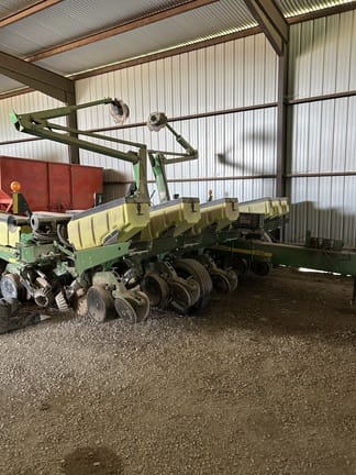 2007 John Deere 1760 Equipment Image0