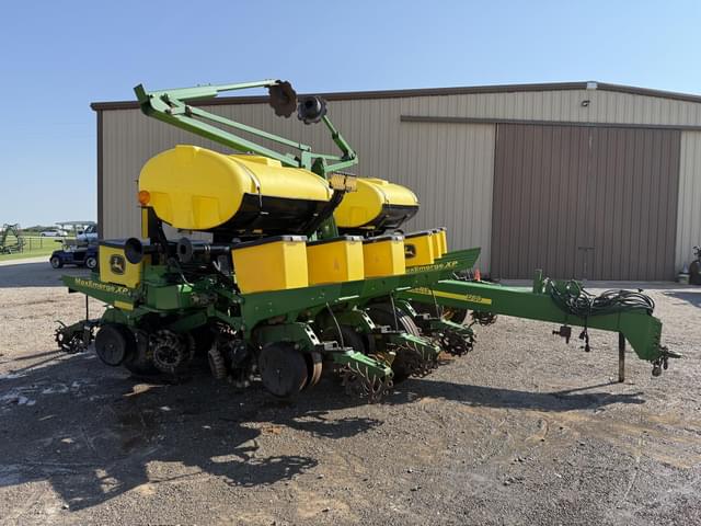 Image of John Deere 1760 equipment image 4