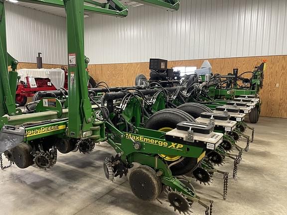 Image of John Deere 1770 Primary image